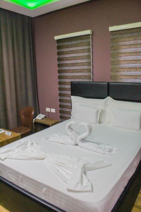Hotel Golden Shkodër Exterior foto